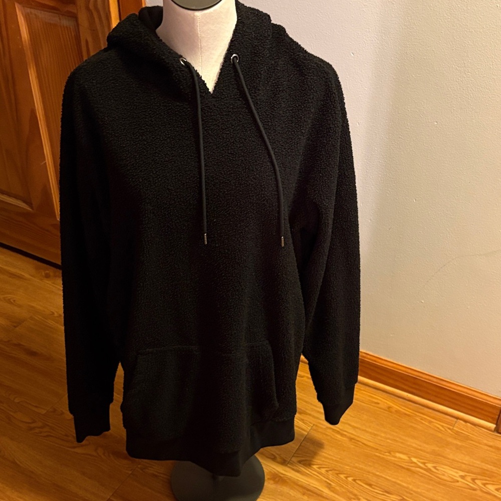 No Boundaries Men's Black Fleece Hoodie